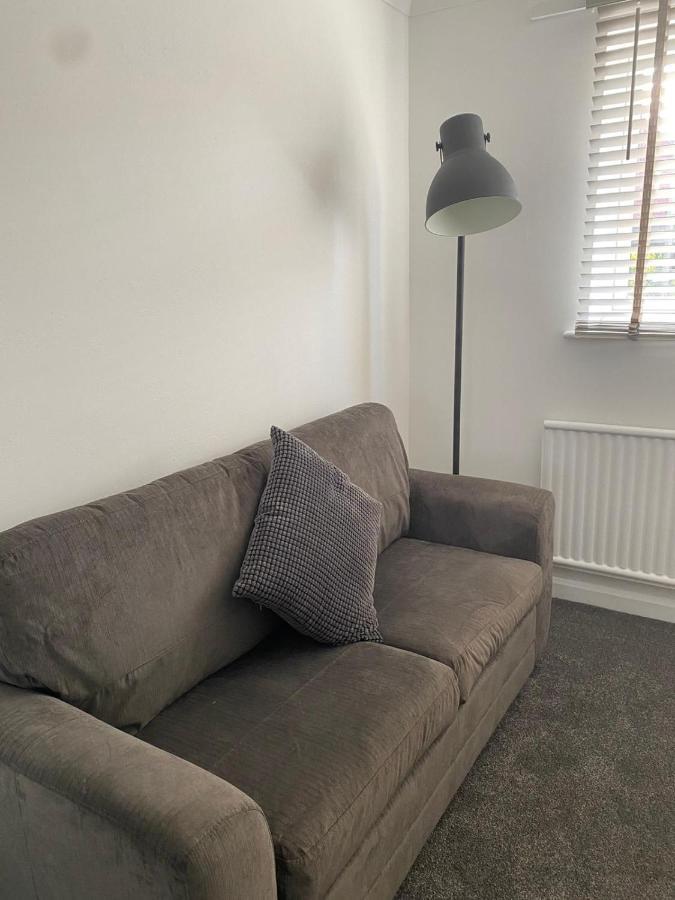 Riverside Park Ground Floor Apartment - St Neots Eksteriør bilde