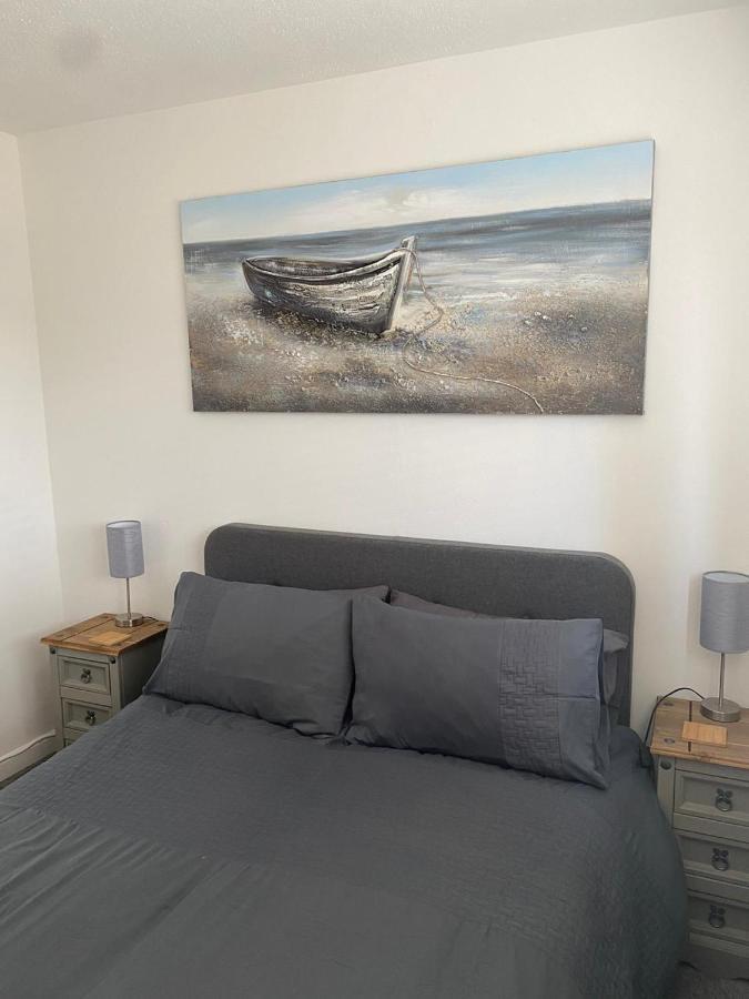 Riverside Park Ground Floor Apartment - St Neots Eksteriør bilde