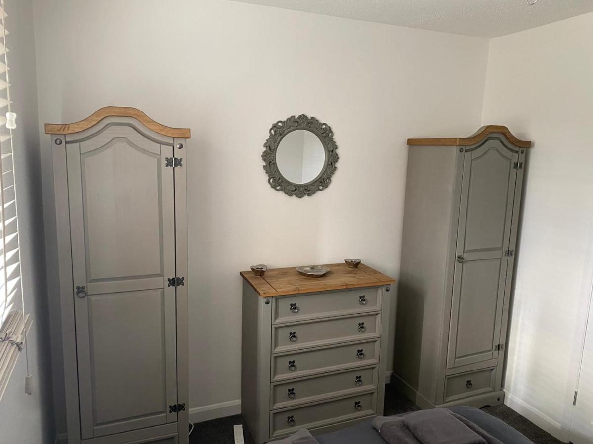 Riverside Park Ground Floor Apartment - St Neots Eksteriør bilde